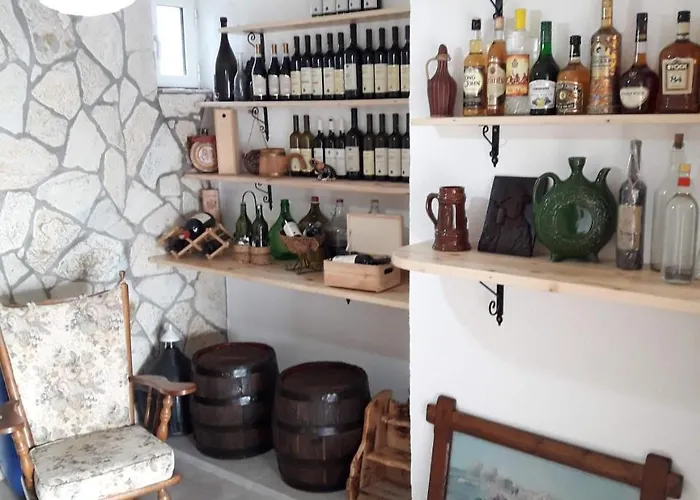 アパート Airport ポドゴリツァ