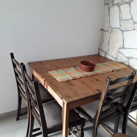 Airport - Rural Household Stijepovic *
