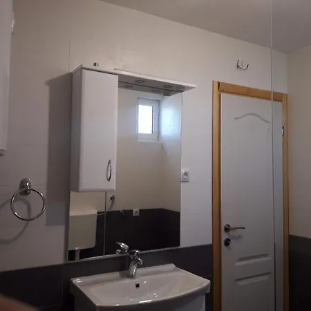 Apartment Airport